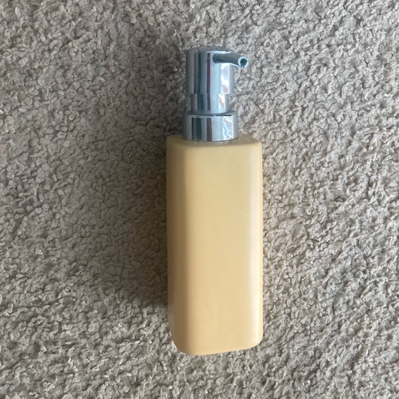 Soap Dispensor - Picture 2 of 3